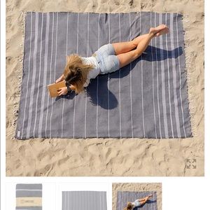💥SOLD💥New Sand Cloud XL Towel